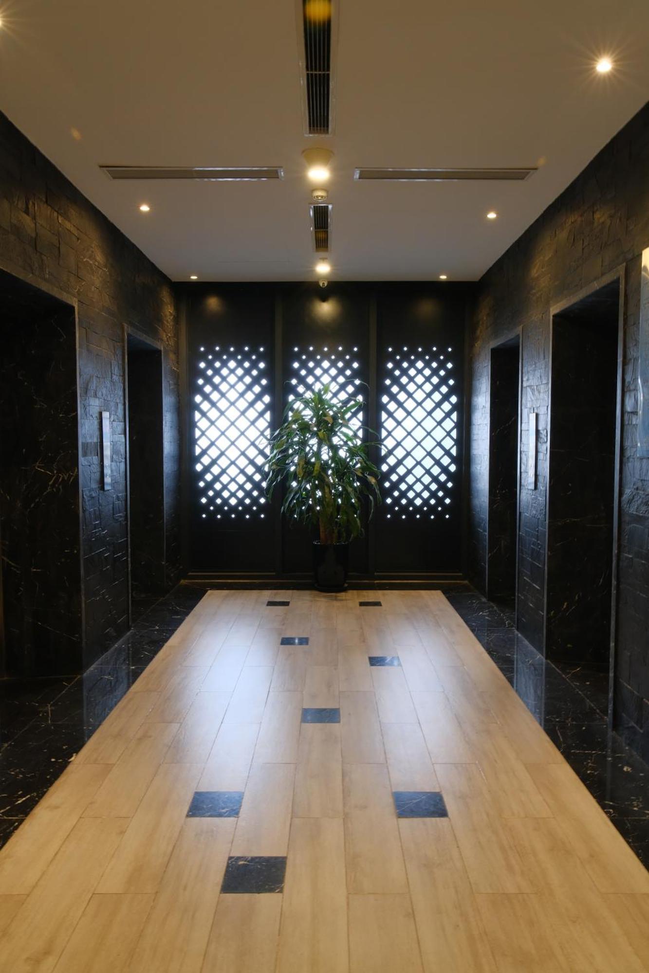 Pentstudio_5stars_westlake_luxury *