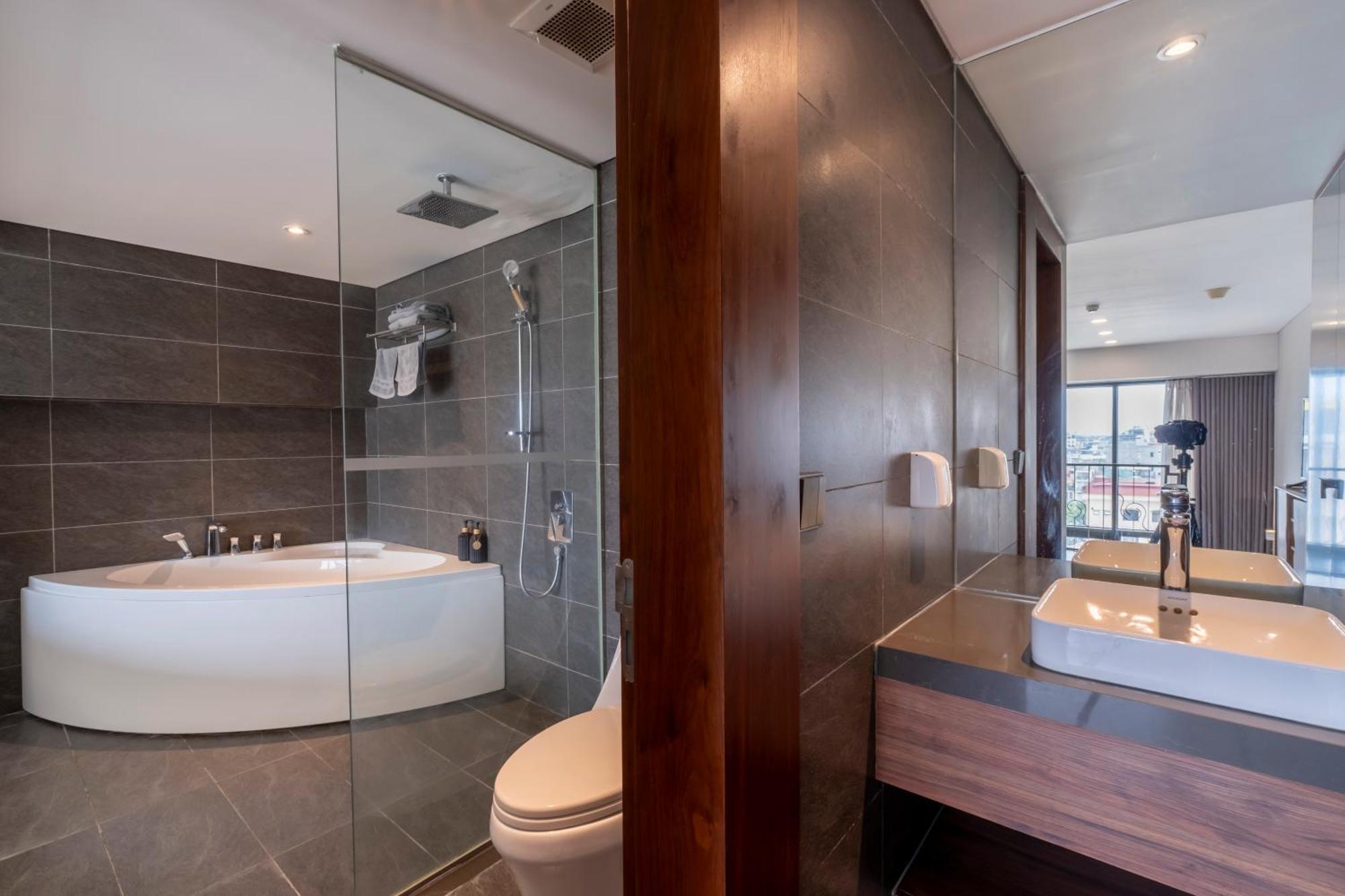 Pentstudio_5stars_westlake_luxury Căn hộ *